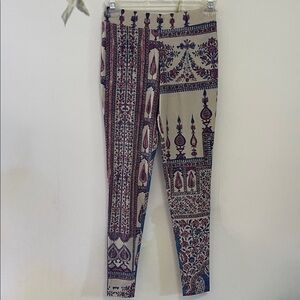Chaser Multicolor Tapestry Patterned Knit Leggings